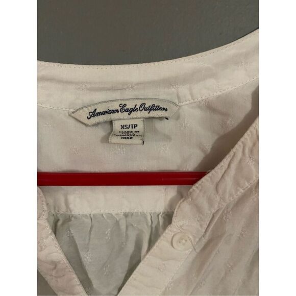 American Eagle Sleeveless Patterned Top Size XSmall - Picture 3 of 5